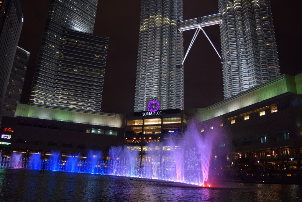 Water & Lights show at KLCC