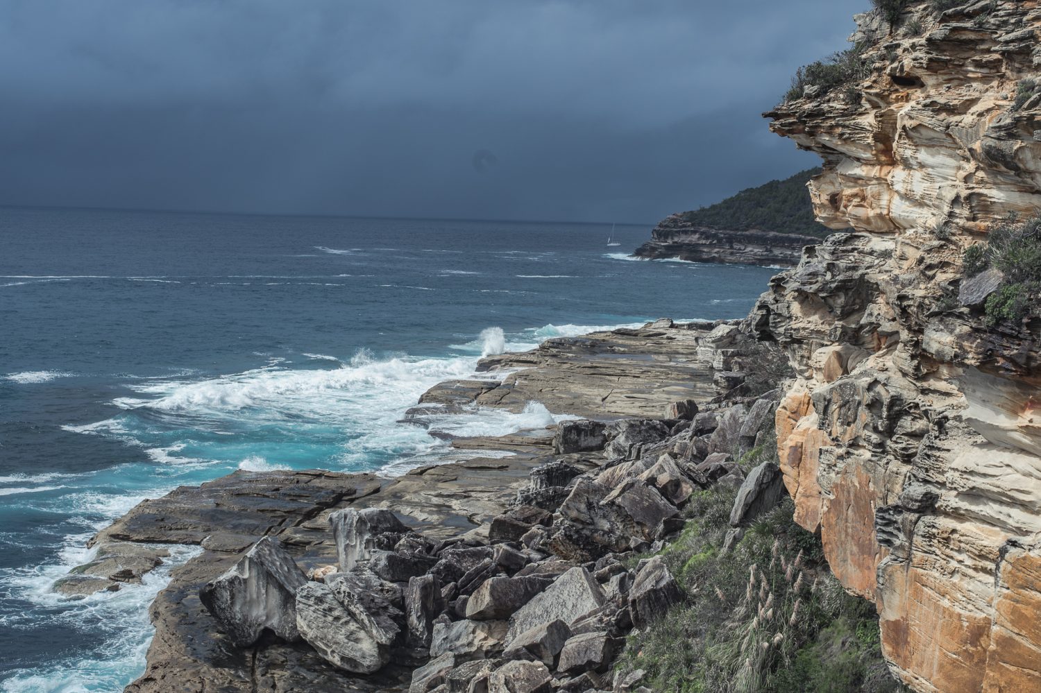 How to Spend Two Days Exploring Manly Beach, Sydney - Jones Around The ...