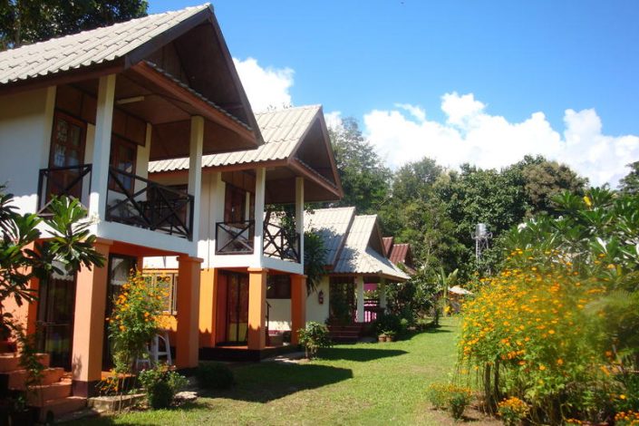 TOP 17+ HOSTELS IN PAI, THAILAND FOR BACKPACKERS [2020]