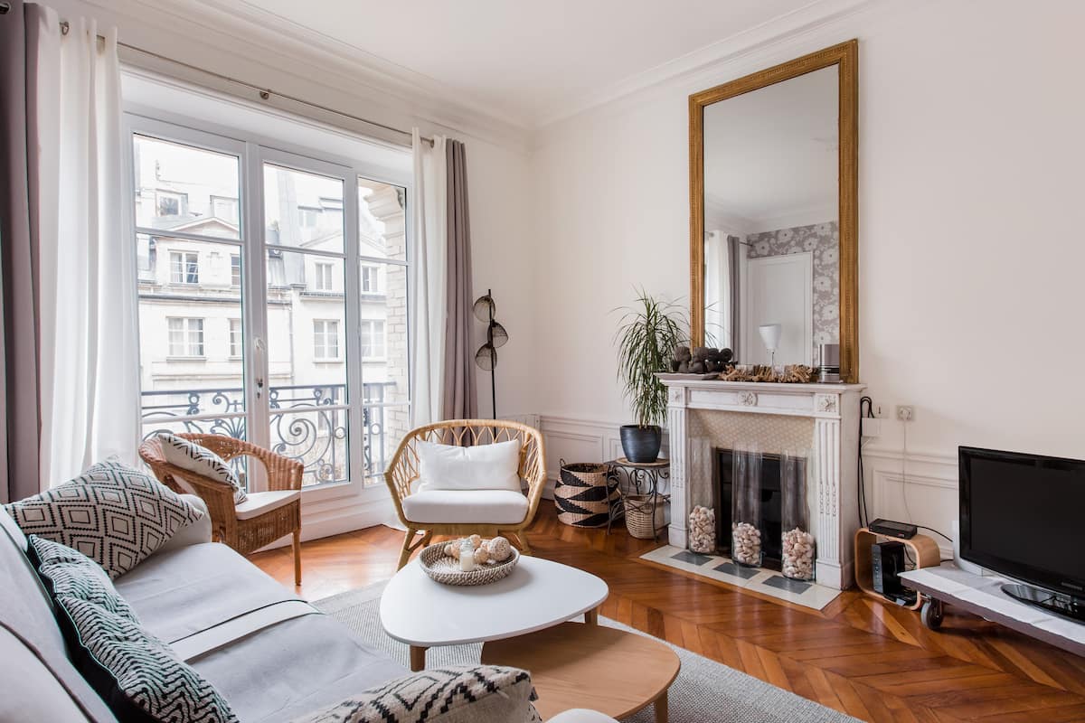 Airbnb in Paris 4 Days