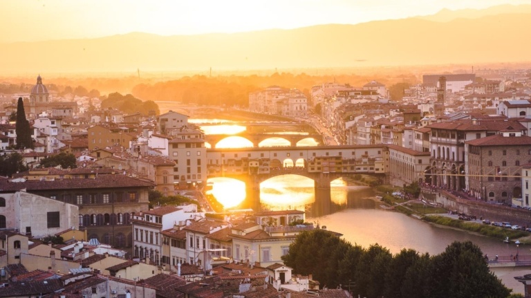 The 20 Best Airbnbs In Florence For All Travel Styles • Villas, Lofts ...