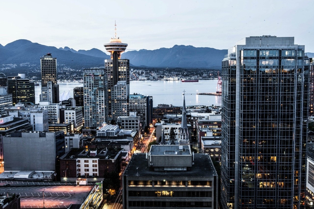 17 Coolest & Best Airbnbs In Vancouver, Canada | Airbnb Vancouver