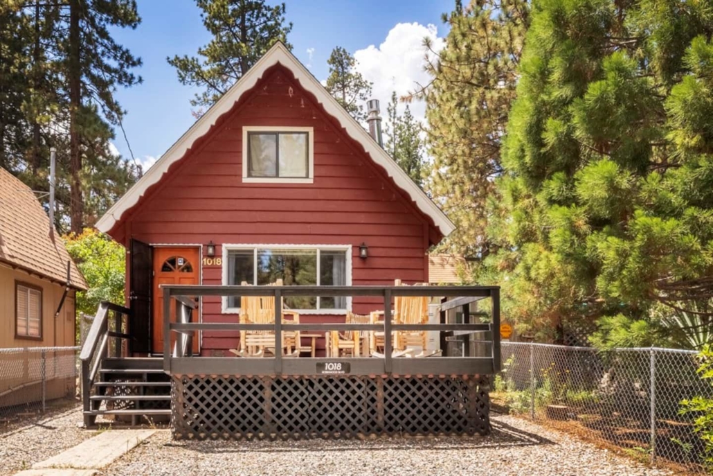 20 Best Airbnbs In Big Bear Lake, CA | Big Bear Airbnb Cabins 🌲⛰️