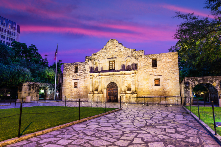 15 Best Airbnbs In San Antonio, Texas: Top Picks For 2021