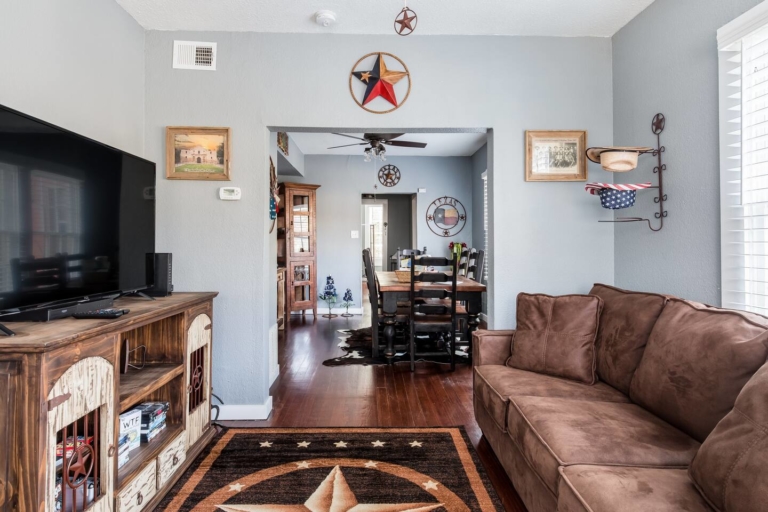 15 Best Airbnbs In San Antonio, Texas: Top Picks For 2021