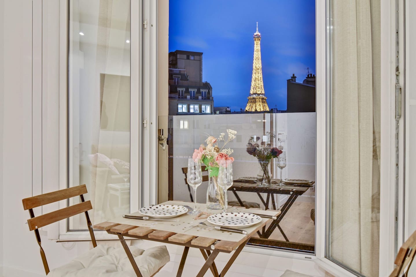16 Best Airbnbs in Paris | Eiffel Tower Views, Champs-Élysées & More!