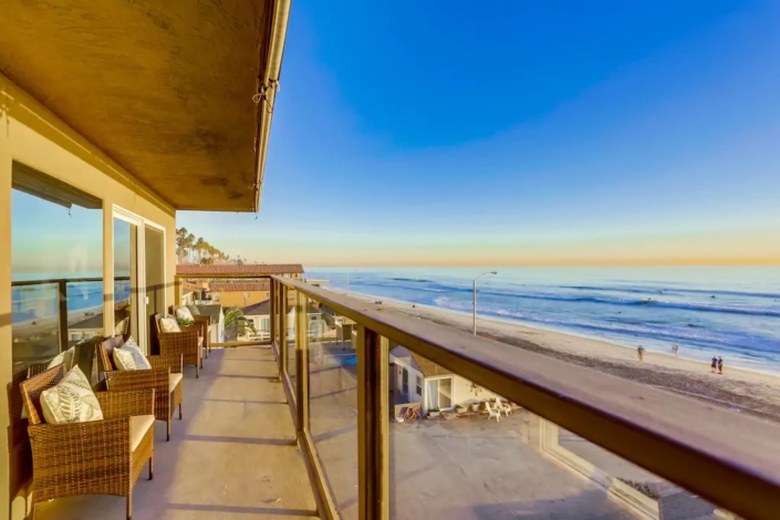 The 14 BEST Airbnb Oceanside Rentals | The Pacific Ocean Jewel