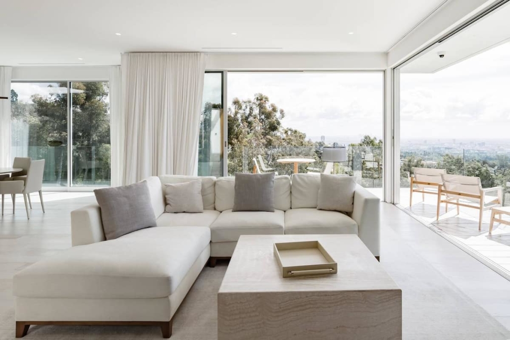 22 Best Airbnbs in Los Angeles | The Hills, City, Beachfront & Pools