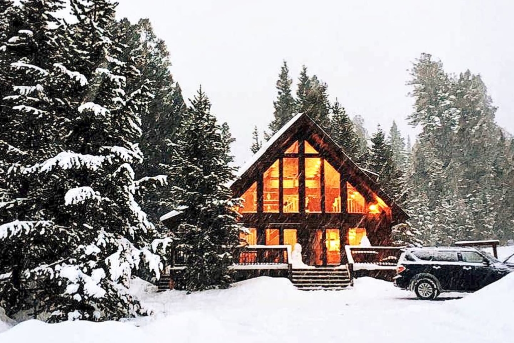 17 STUNNING Airbnb Yellowstone National Park Homes & Cabins [2020]