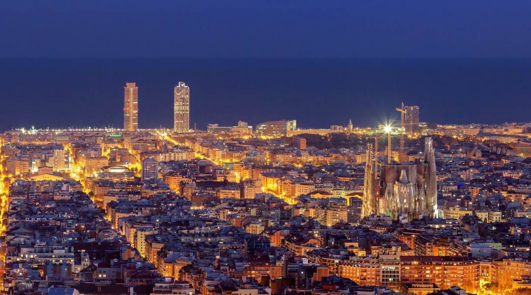 Image of Barcelona at night.
