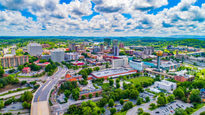 The 16 BEST Airbnb Knoxville Rentals For A Tennessee Getaway