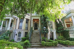 21 Best Airbnbs In Savannah, Georgia (2021 Edition): Airbnb Savannah GA