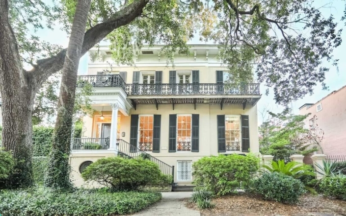 21 Best Airbnbs in Savannah, Georgia (2021 Edition): Airbnb Savannah GA