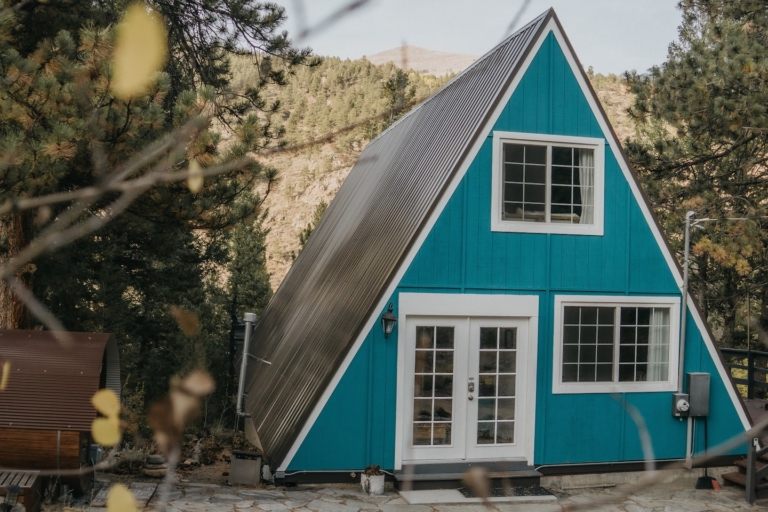 20 Best Airbnbs In Colorado For A Rocky Mountain Getaway