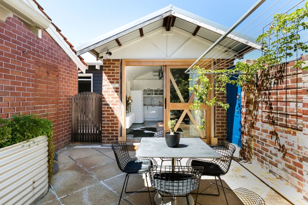 Top 15 Incredible Airbnbs In Perth, Australia (2021 Edition)