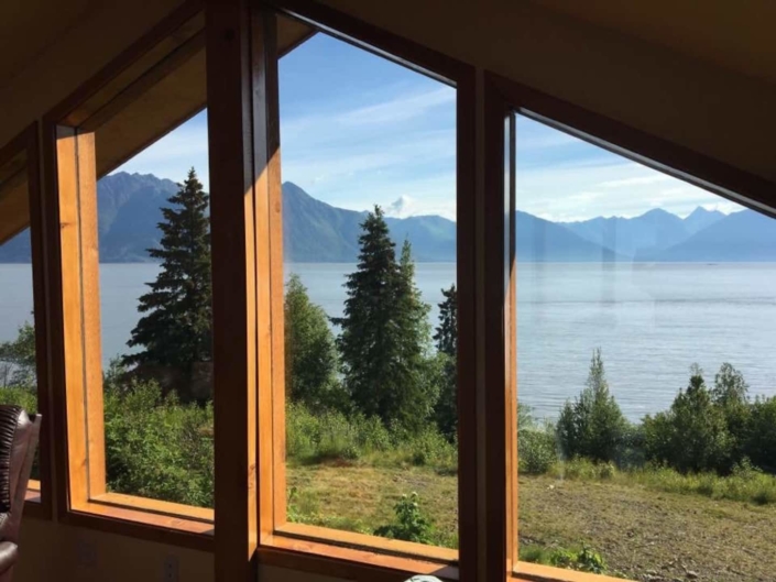 Best of Airbnb Alaska | 14 STUNNING Cabins, Homes & Rentals