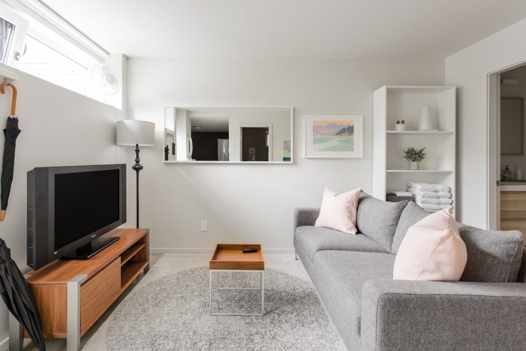 17-coolest-best-airbnbs-in-vancouver-canada-airbnb-vancouver