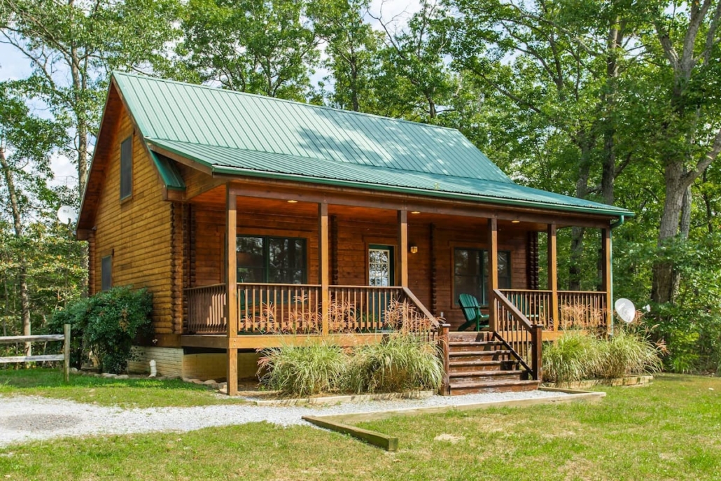 13 Best Airbnbs in Virginia, USA (Unique Cabins, Luxury Homes + More)