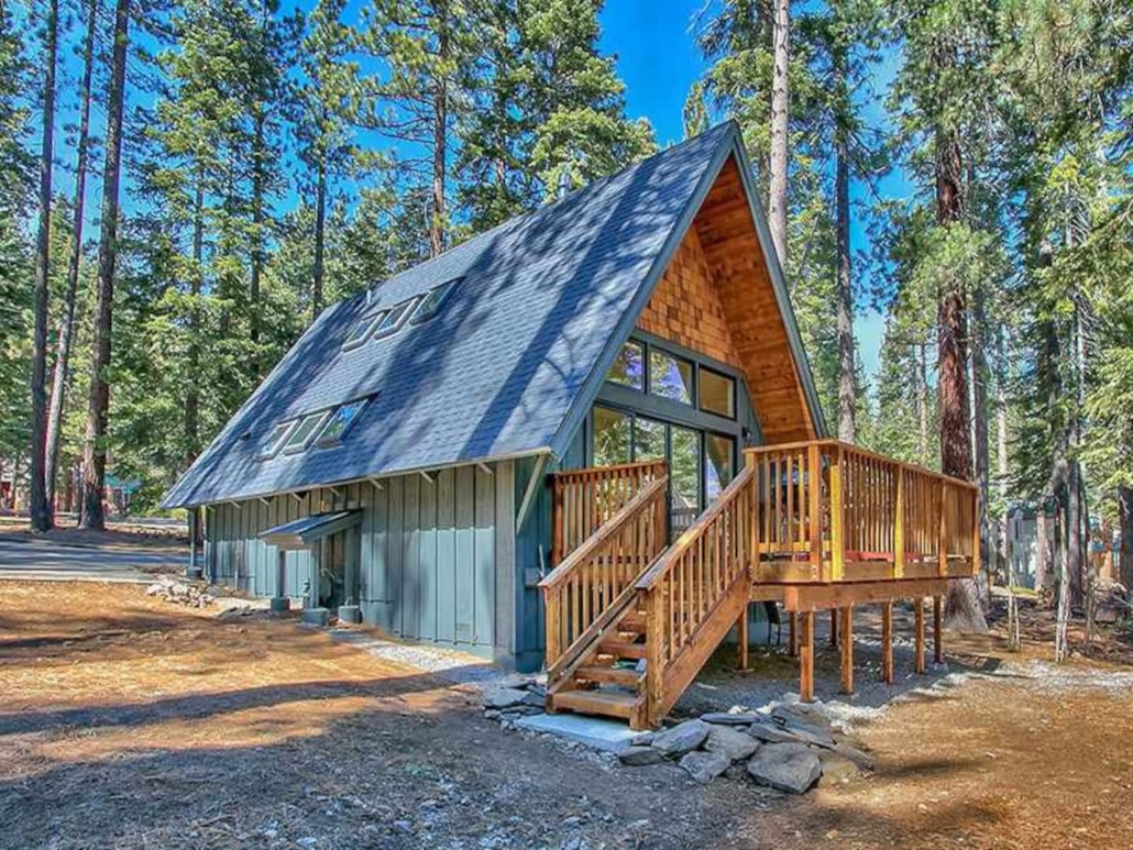 15 Best Airbnbs In Lake Tahoe For A Cabin Getaway (2021 Edition)