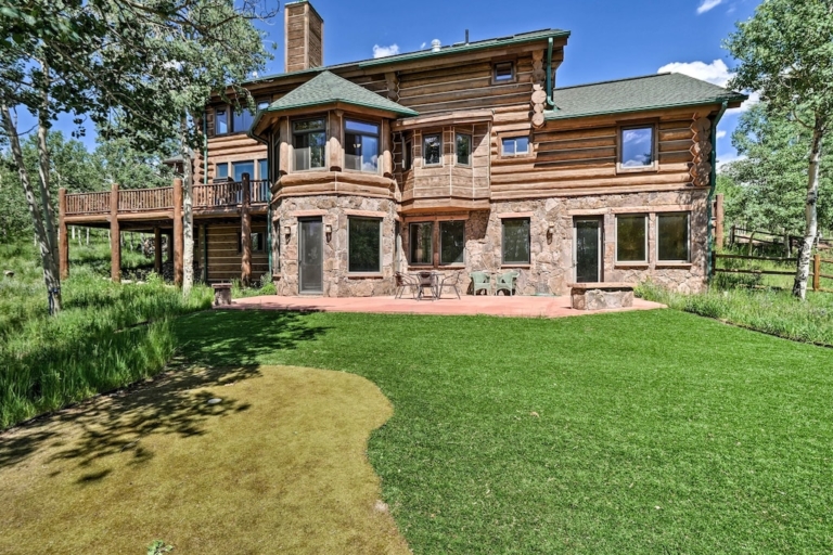 TOP 15 Luxury Cabins In Colorado To Rent In 2023   Luxury Cabin In Colorado With Deck 768x512 