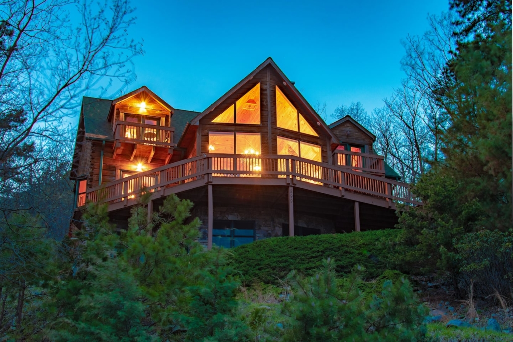 TOP 10 Luxury Cabins in Virginia To Rent in 2022 [UPDATED]