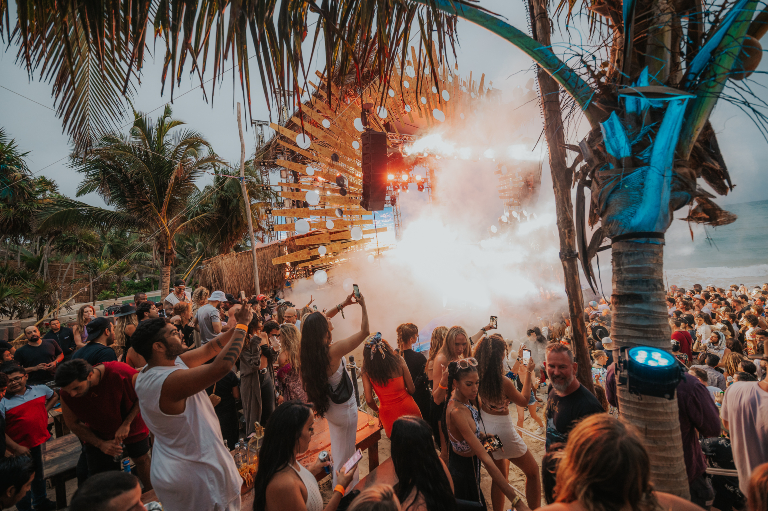 RÜFÜS DU SOL's Inaugural Sundream Festival | 3 Days of Beachfront ...