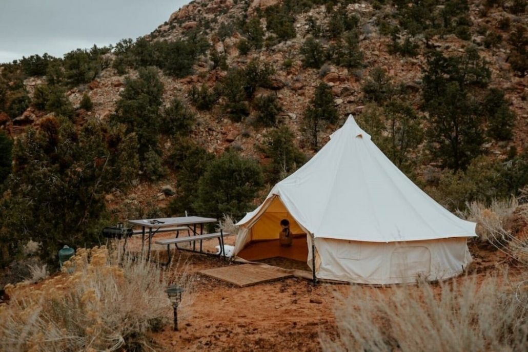 20 Best Glamping Utah Getaways in Zion, Moab & More (2023)